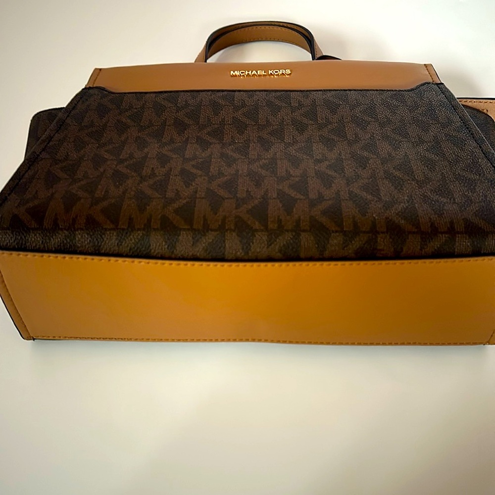 Micheal kors small tote bag - Picture 4 of 6